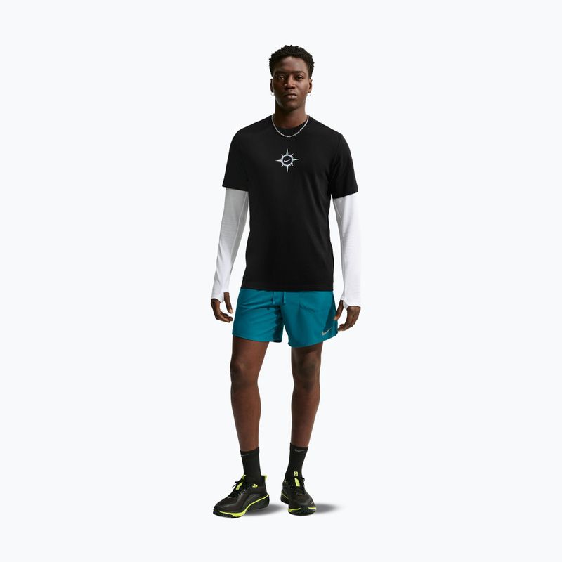 Pánské běžecké tričko Nike Dri-Fit Graphic black/action grape 2
