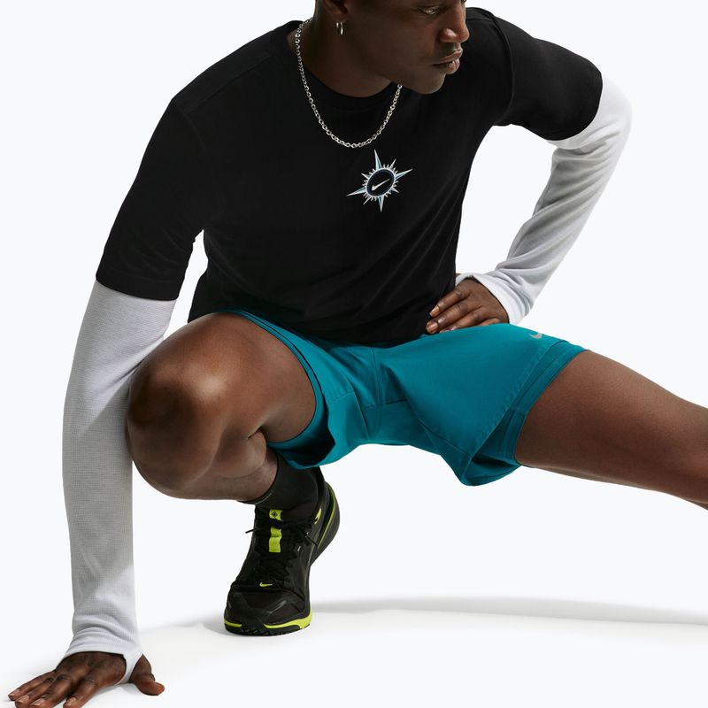 Pánské běžecké tričko Nike Dri-Fit Graphic black/action grape 6