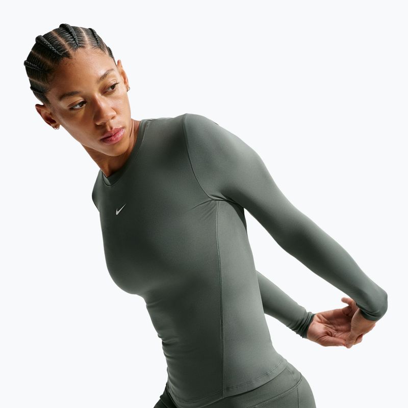 Dámské tréninkové tričko Longsleeve Nike One Fitted camo green/white 4