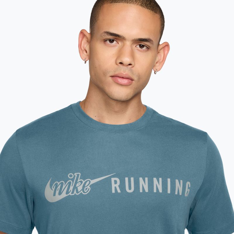 Pánské běžecké tričko Nike Dri-Fit Running T-Shirt smokey blue 3