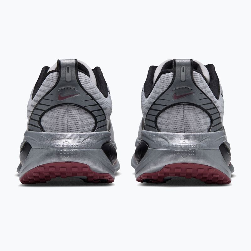 Dámské běžecké boty Nike Vomero 18 vast grey/metallic silver/black 2