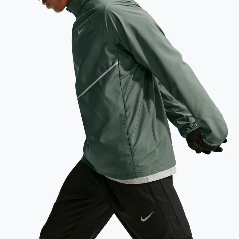 Pánská běžecká bunda Nike Miler Repel UV camo green/camo green 6