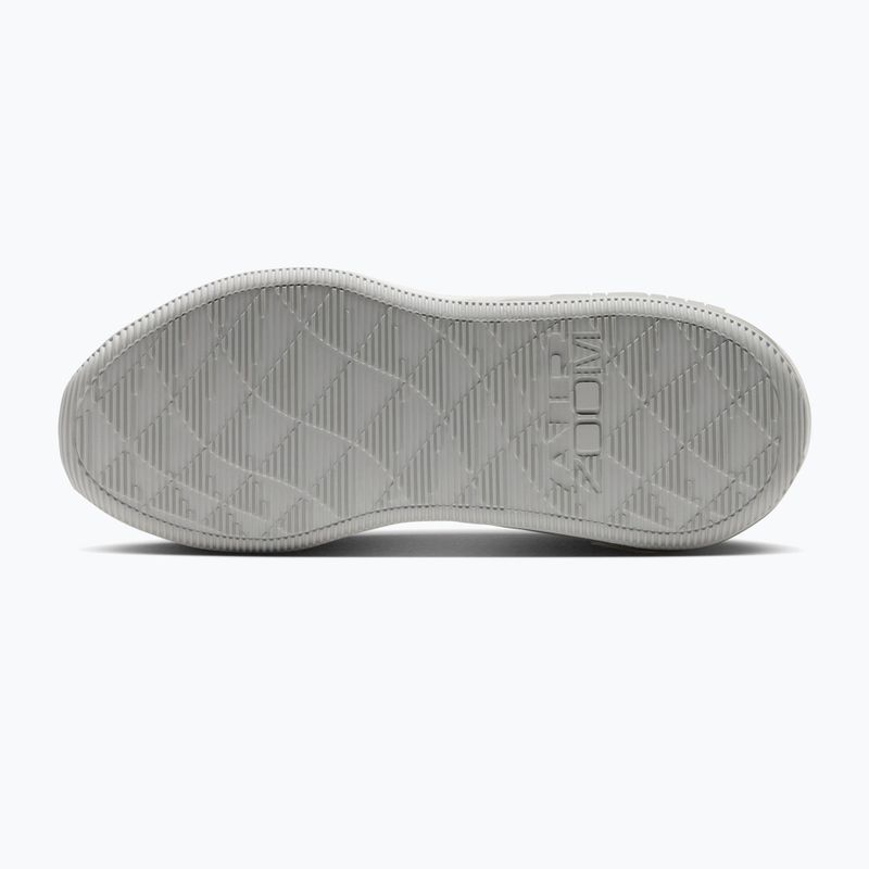 Dámské tréninkové boty Nike Bella 7 sail/photon dust/metallic silver 4