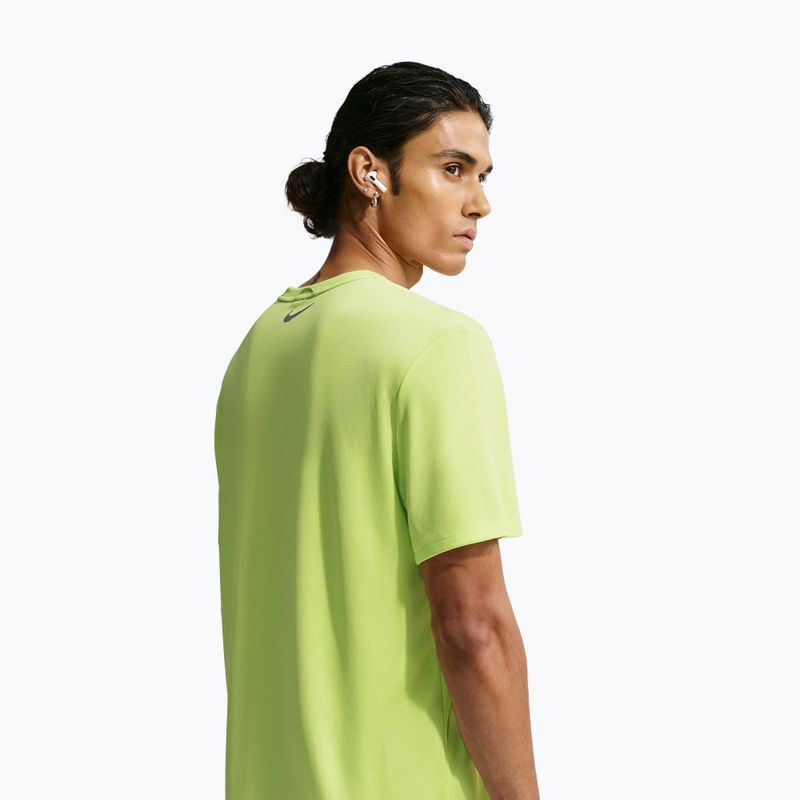 Pánské běžecké tričko Nike Miler light lemon twist 5