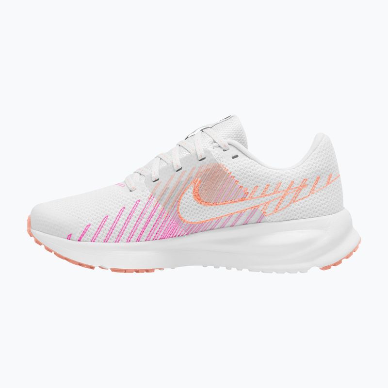 Dámské běžecké boty Nike Run Defy white/hyper pink/crimson bliss/gridiron 2