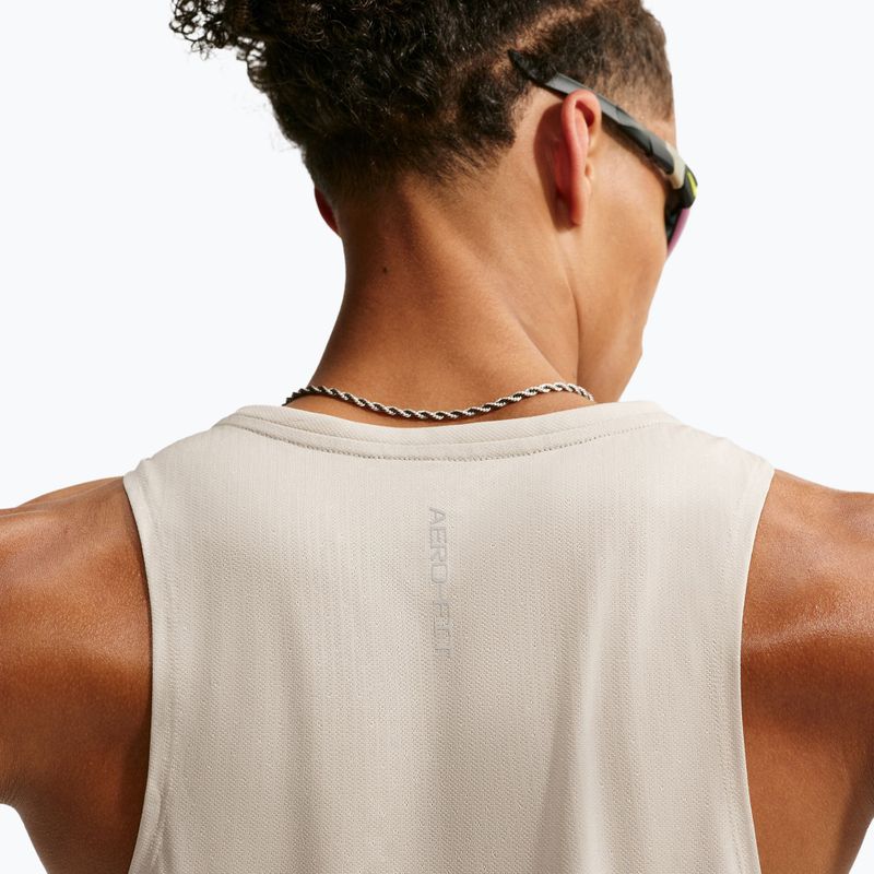 Pánské běžecké tričko Nike Stride cream Ii/sail 7