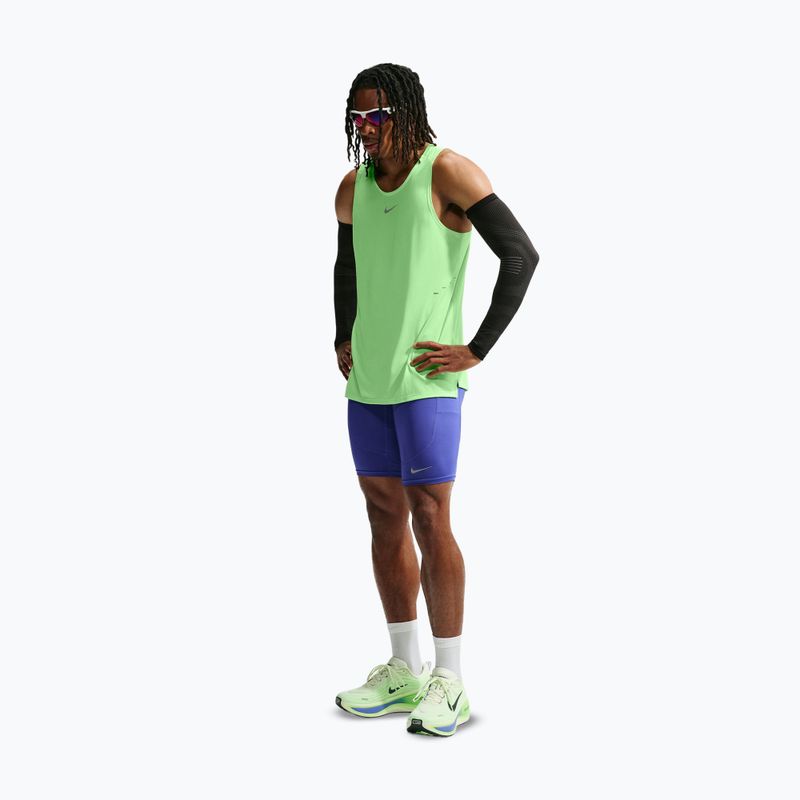 Pánské běžecké tričko Nike Stride volt/light silver 2