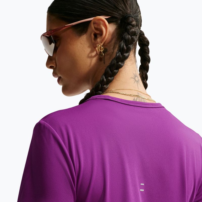 Dámské běžecké tričko Nike Tempo SS bold berry 6