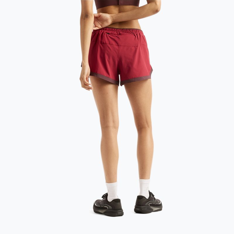 Dámské běžecké šortky New Balance Run Essentials 3" Short podium red 3