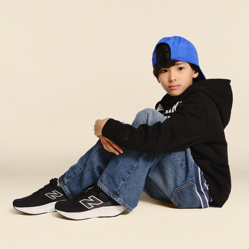 Dětské běžecké boty New Balance 520's Lace V9 black/white/black 9