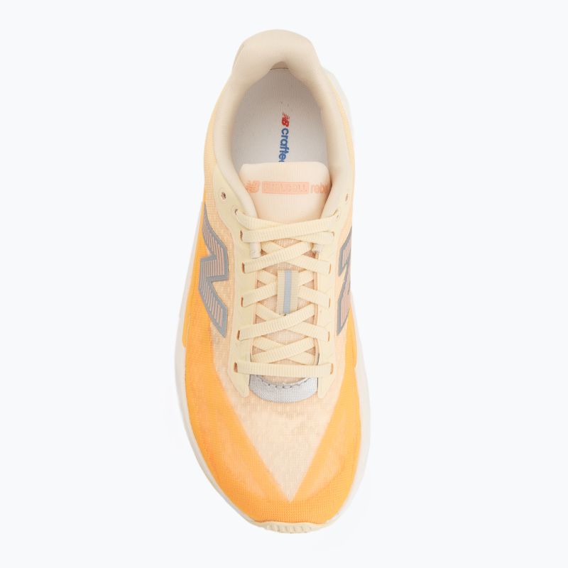 Dámské běžecké boty New Balance FuelCell Rebel V5 calcium/gumdrop 5