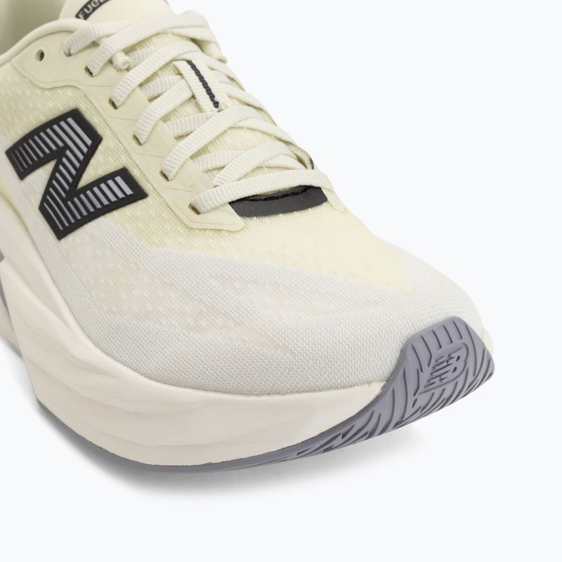 Dámské běžecké boty New Balance FuelCell Rebel V5 pistachio butter/sea salt 7