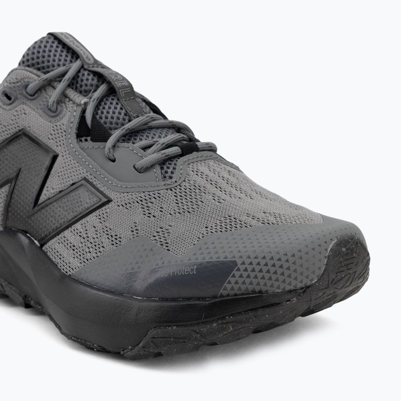 Pánské běžecké boty New Balance Dynasoft Nitrel V6 black/dark night/neo flame 7