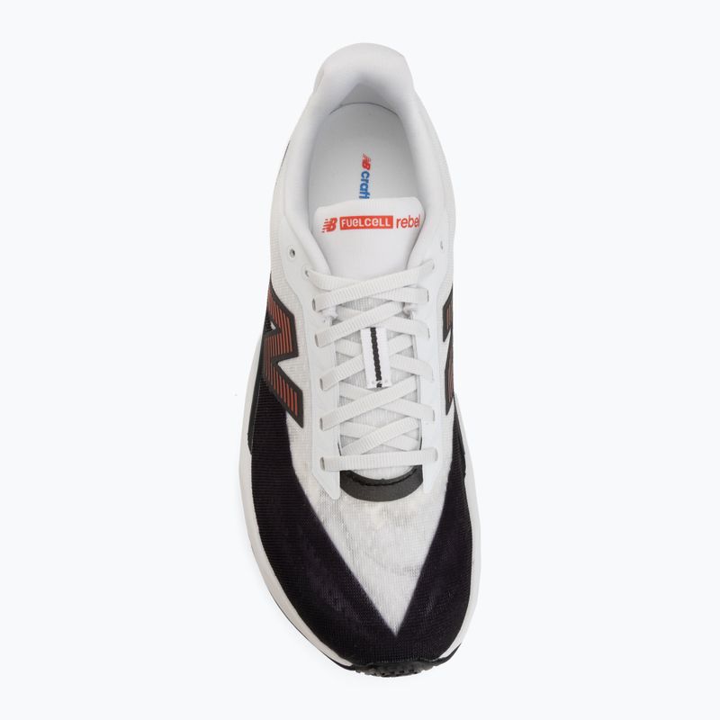 Pánské běžecké boty New Balance FuelCell Rebel V5 white/neo flame 5