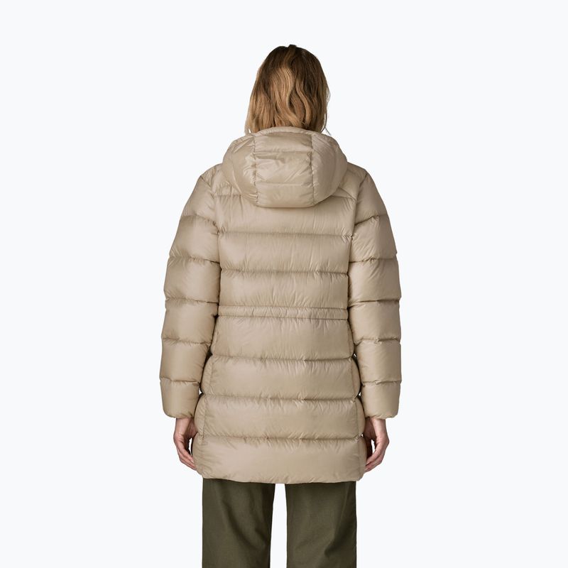 Dámský péřový kabát Patagonia Fitz Roy Down Parka pumice 3