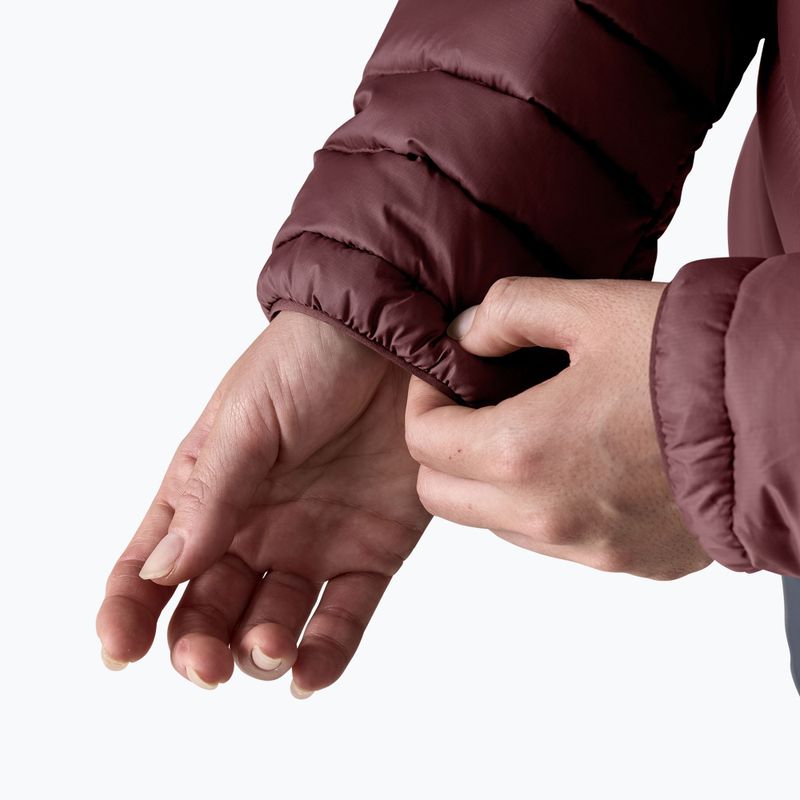 Dámská péřová bunda Patagonia Down Sweater dark ruby 6
