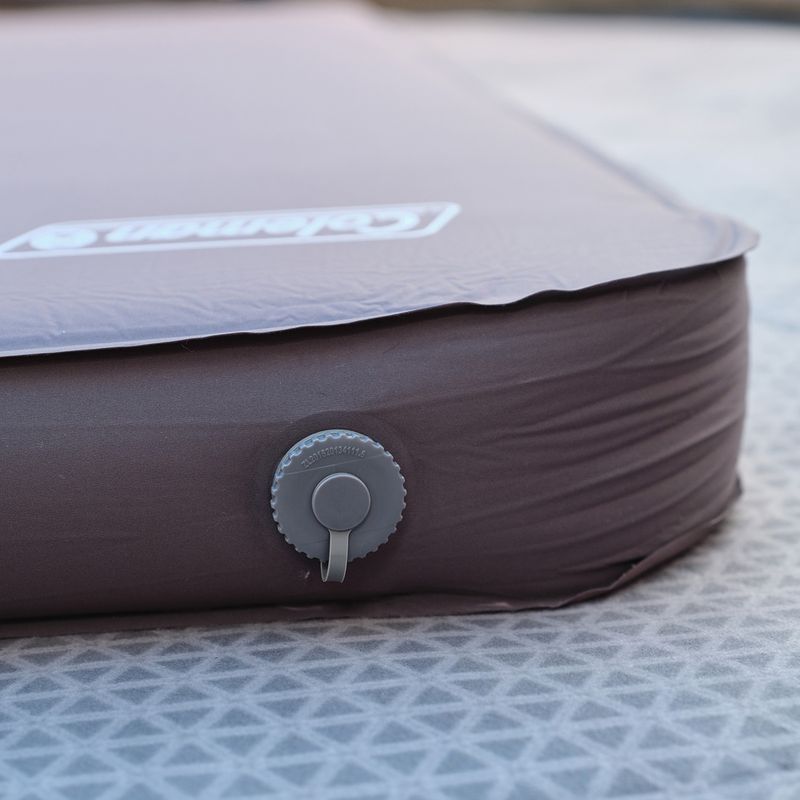 Samonafukovací karimatka Coleman Supercomfort 7,5 Double grey 2