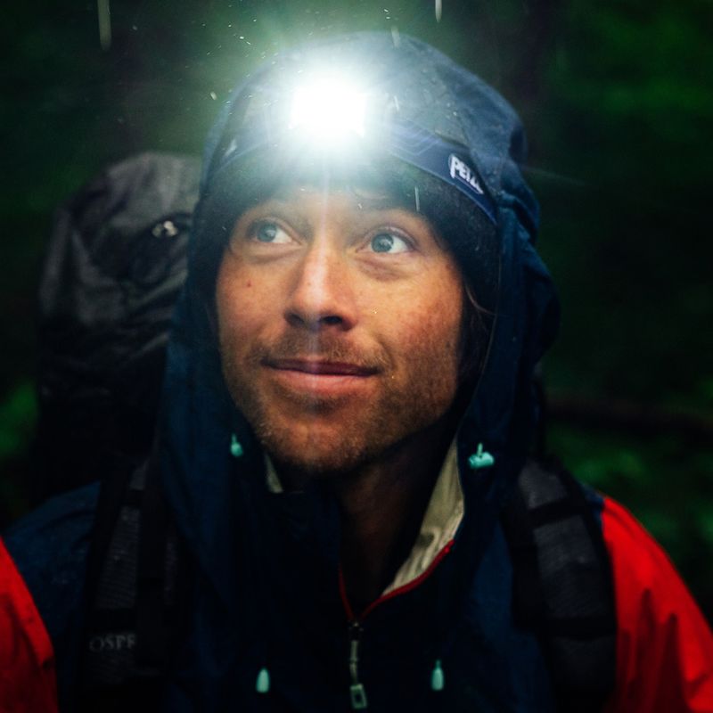 Čelová svítilna Petzl Tikka modrá E061AA01 2