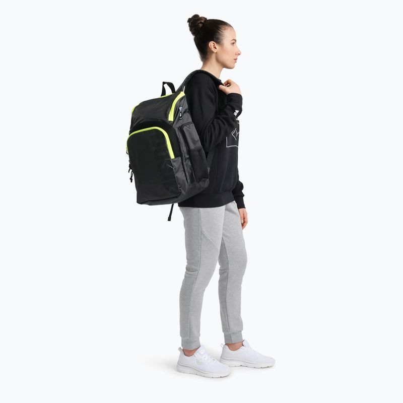 Plavecký batoh arena Spiky III 35 l dark smoke/neon yellow 7