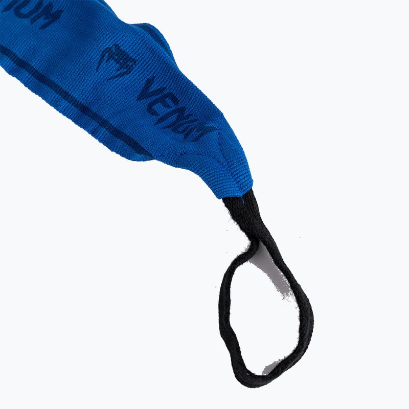 Boxerské bandáže Venum Hand Wraps 250 cm royal blue 4