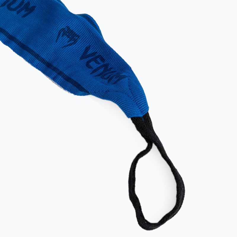 Boxerské bandáže Venum Hand Wraps 400 cm royal blue 4