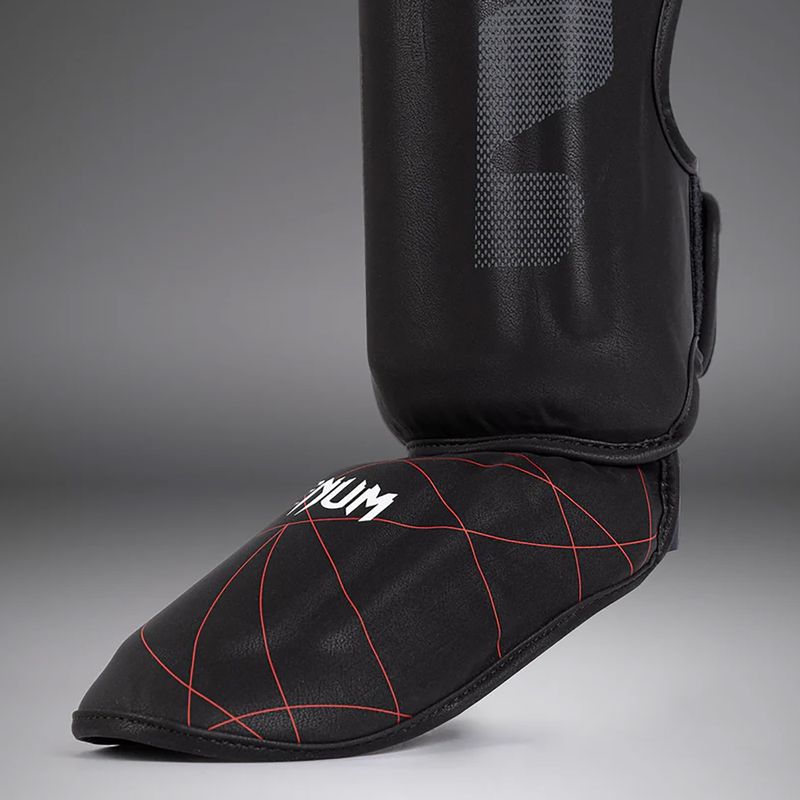 Dámské chrániče holeně a chodidla Venum Tactical XT Shinguards black/fire red 5