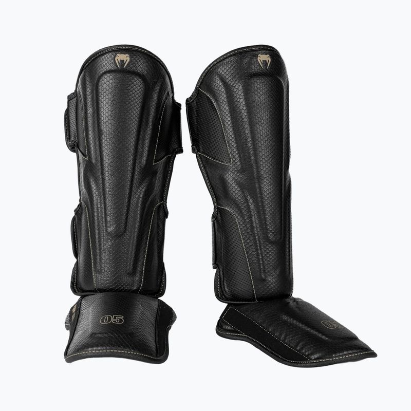 Chrániče holení a chodidel Venum Impact Evo Scales Shinguards black 2