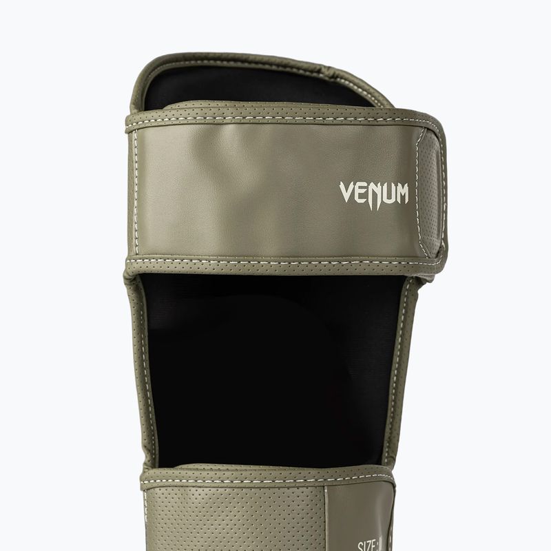 Chrániče holení a nártů Venum Impact Evo Scales Shinguards army green 4