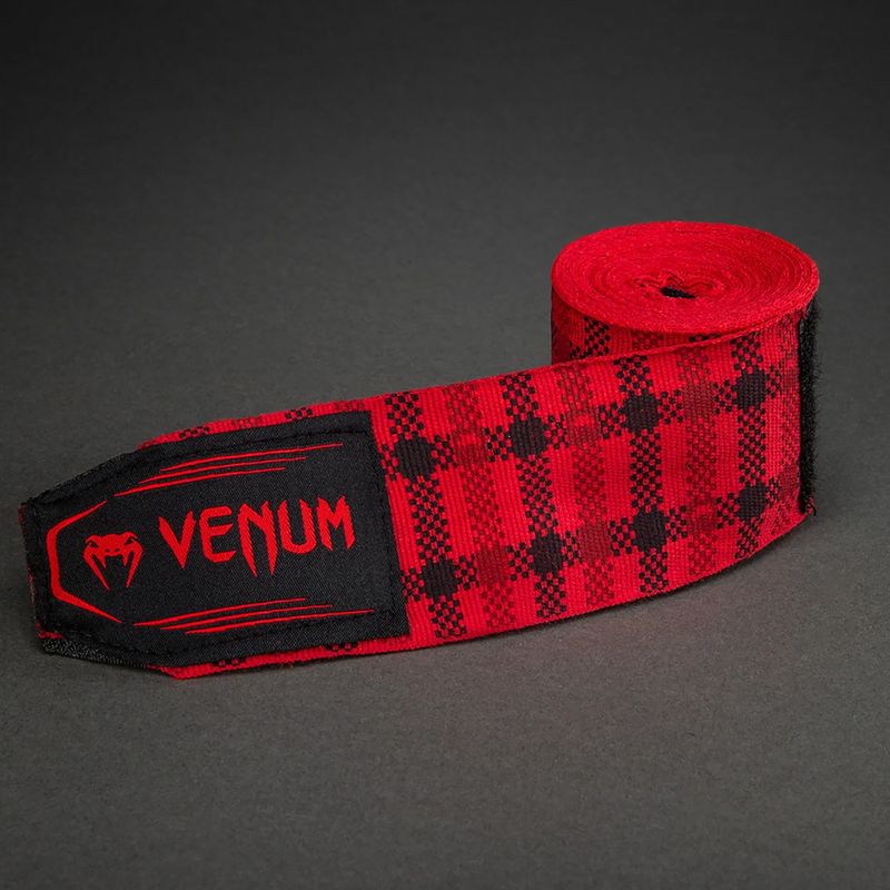 Boxerské bandáže Venum Tartan Handwraps 450 cm fury red 3