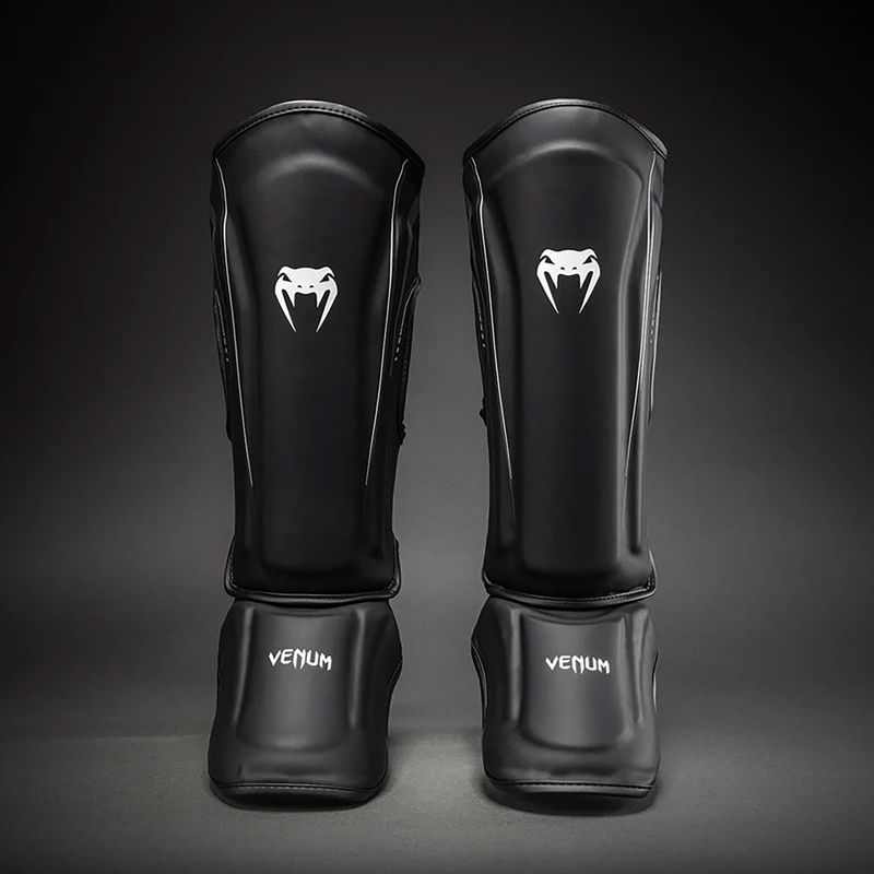 Chrániče holení a chodidel Venum Streamline Shin black/white 2