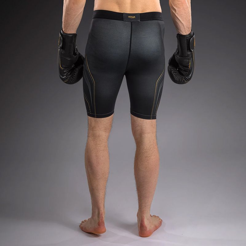 Pánské tréninkové šortky Venum Streamline Vale Tudo black/gold 3