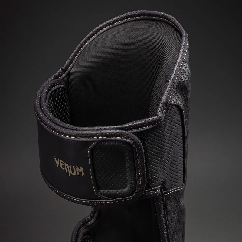 Chrániče holení a chodidel Venum Impact Evo Scales Shin dark grey 4