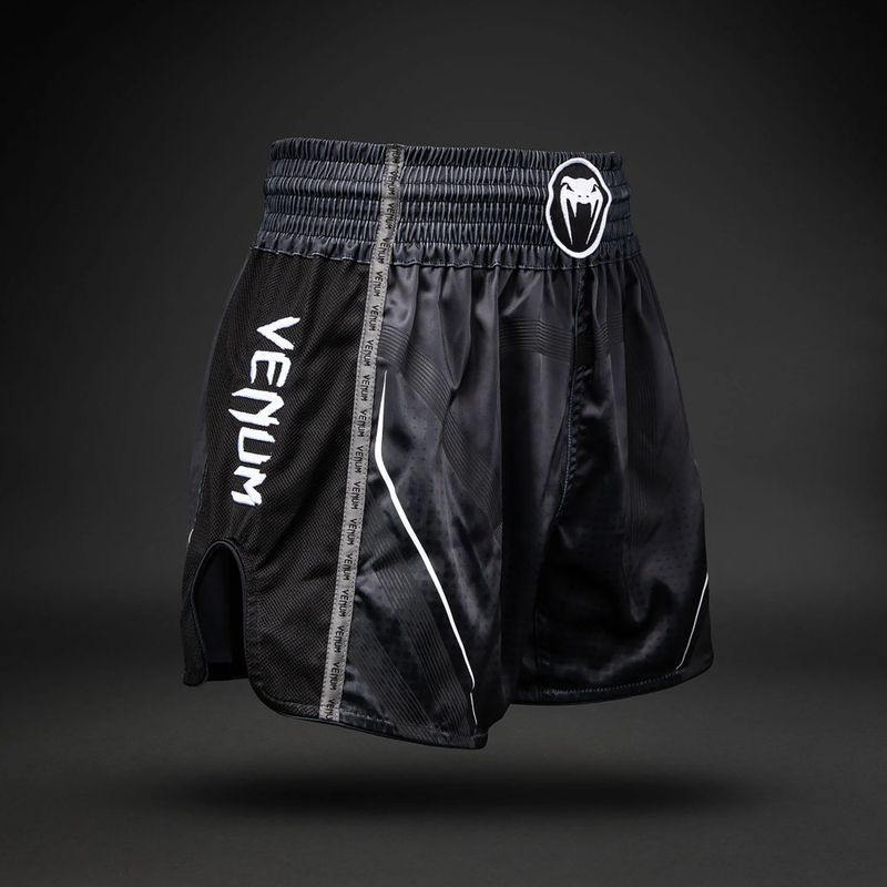 Treninkové šortky Venum Stealth Muay Thai black/white 3