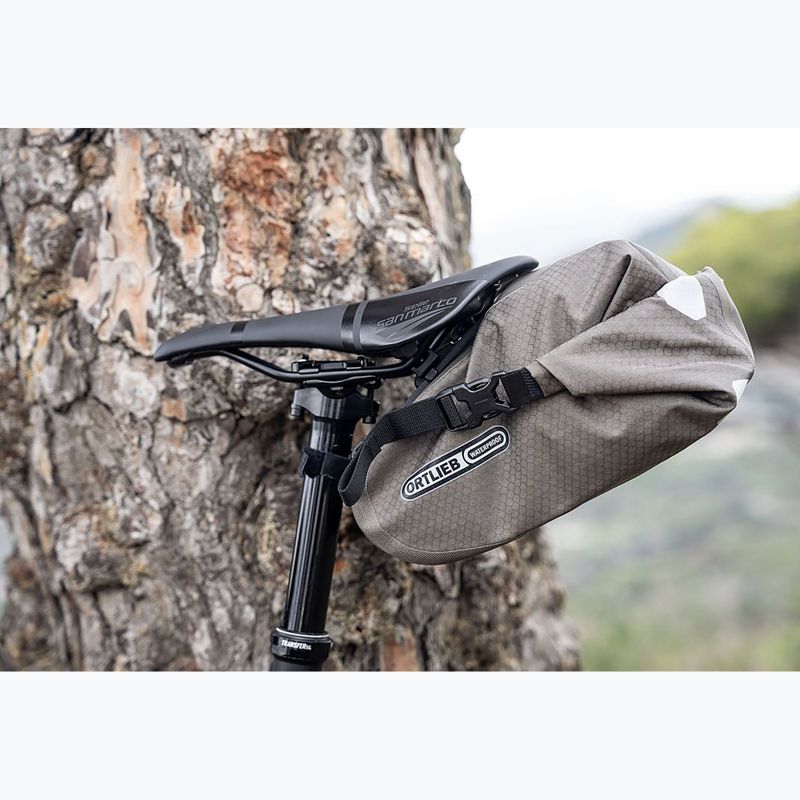 Cyklistická brašna pod sedlo ORTLIEB Saddle-Bag Two 1.6 l dark sand 2
