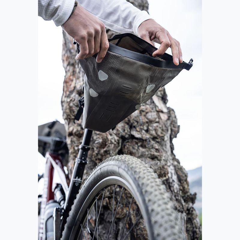 Cyklistická brašna pod sedlo ORTLIEB Saddle-Bag Two 1.6 l dark sand 4