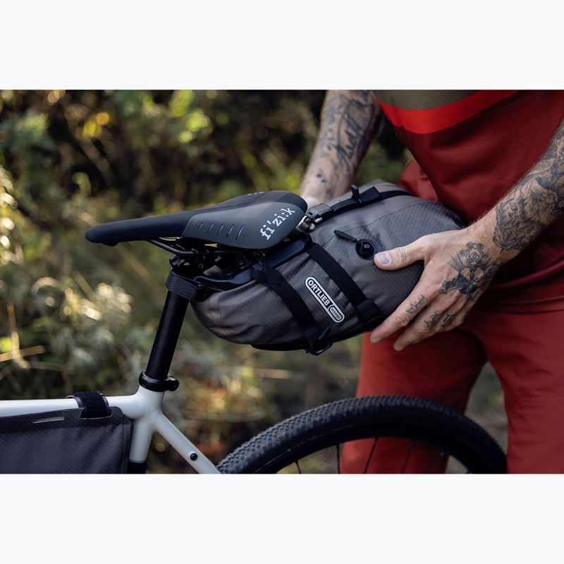 Cyklistická brašna pod sedlo ORTLIEB Seat-Pack QR 7,5 l dark sand 12