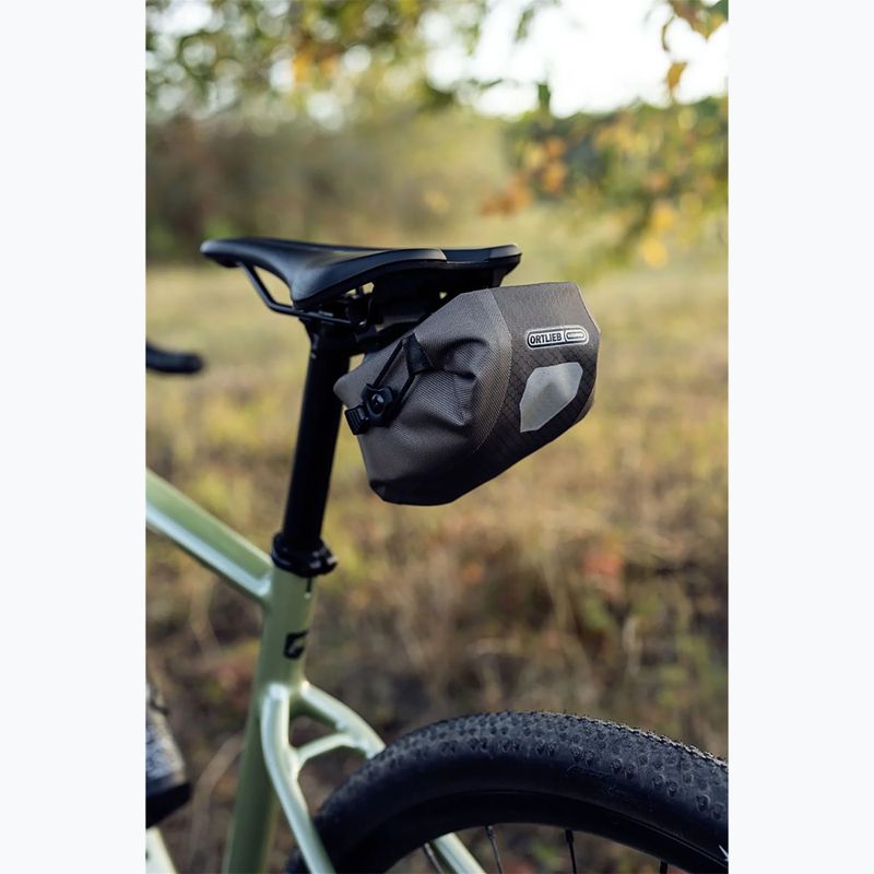 Cyklistická brašna pod sedlo ORTLIEB Micro Two 0.8 l dark sand 8