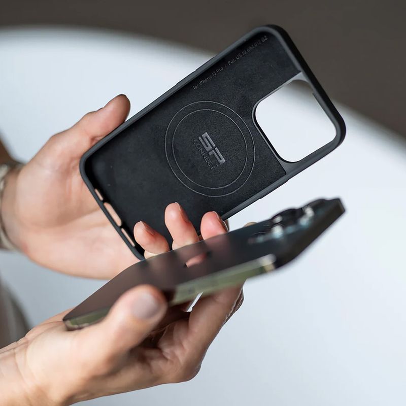 Pouzdro na telefon SP CONNECT for iPhone 15 Plus SPC+ black 4