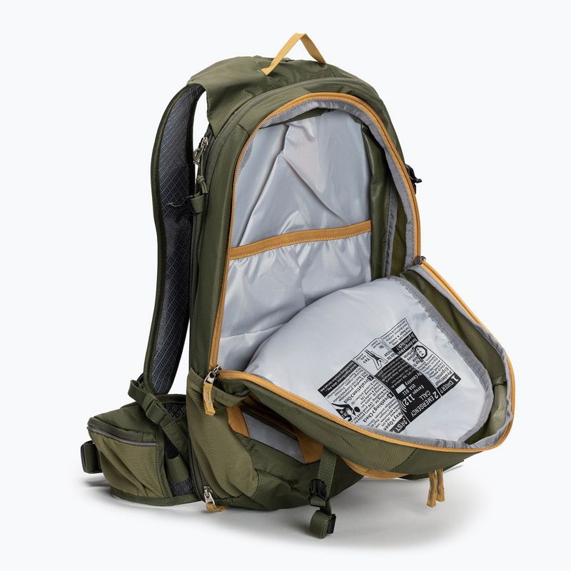 Batoh na kolo Deuter Compact EXP 14 green 320612162090 4