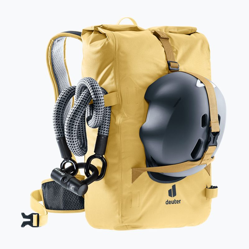 Cyklistický batoh Deuter Amager 25 + 5 l dune 9