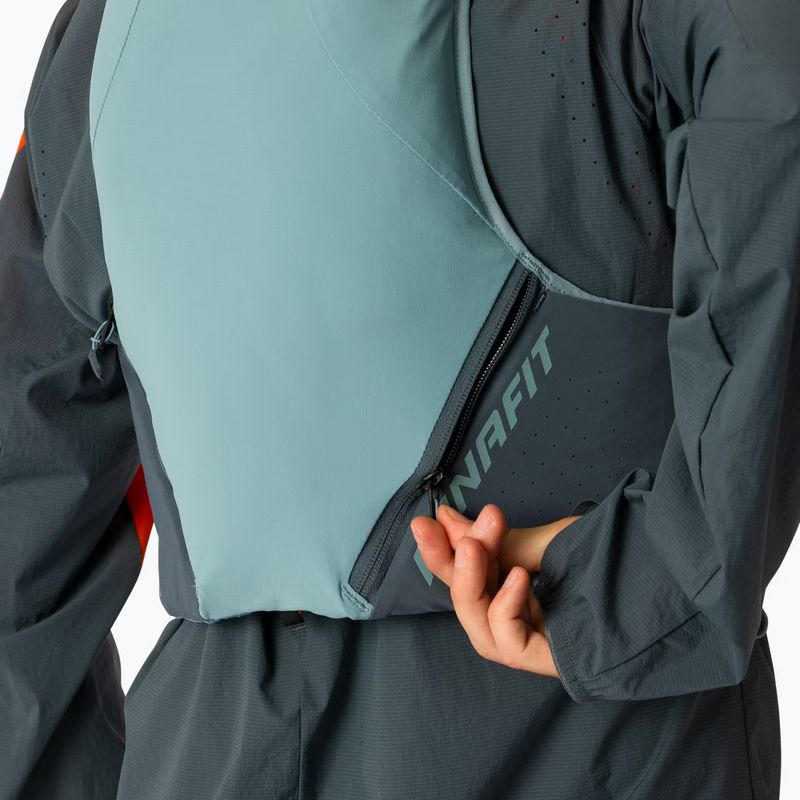 Běžecká vesta DYNAFIT Alpine 8 Vest smoke blue/cinder 10