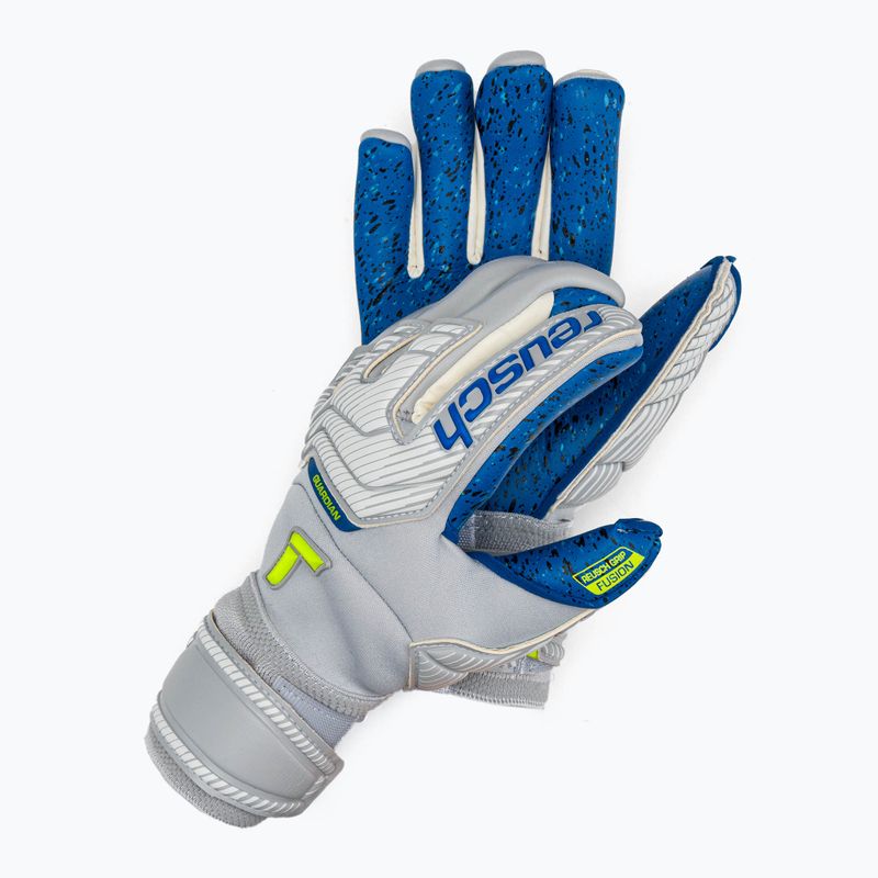 Reusch Attrakt Fusion Guardian šedé brankářské rukavice 5270985 2