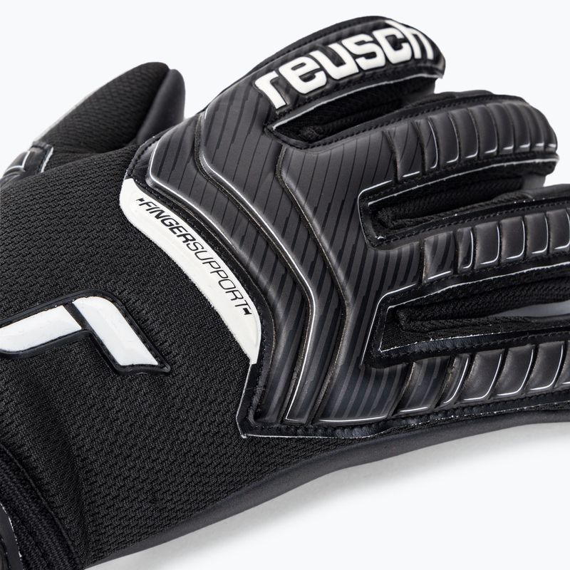 Brankářské rukavice Reusch Attrakt Infinity Finger Support černé 5270720-7700 3