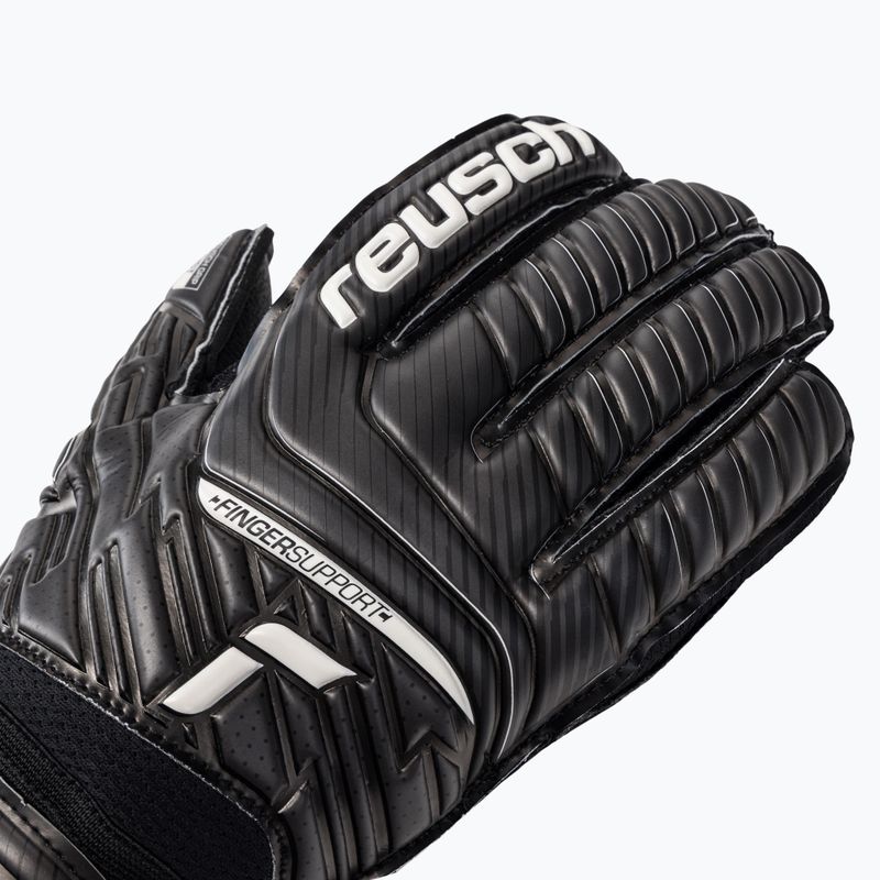 Brankářské rukavice Reusch Attrakt Resist Finger Support černé 5270610-7700 3