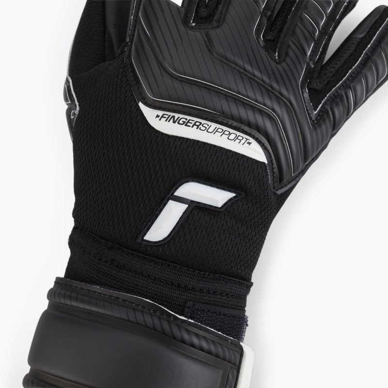 Dětské brankářské rukavice Reusch Attrakt Infinity Finger Support černé 5272720 3