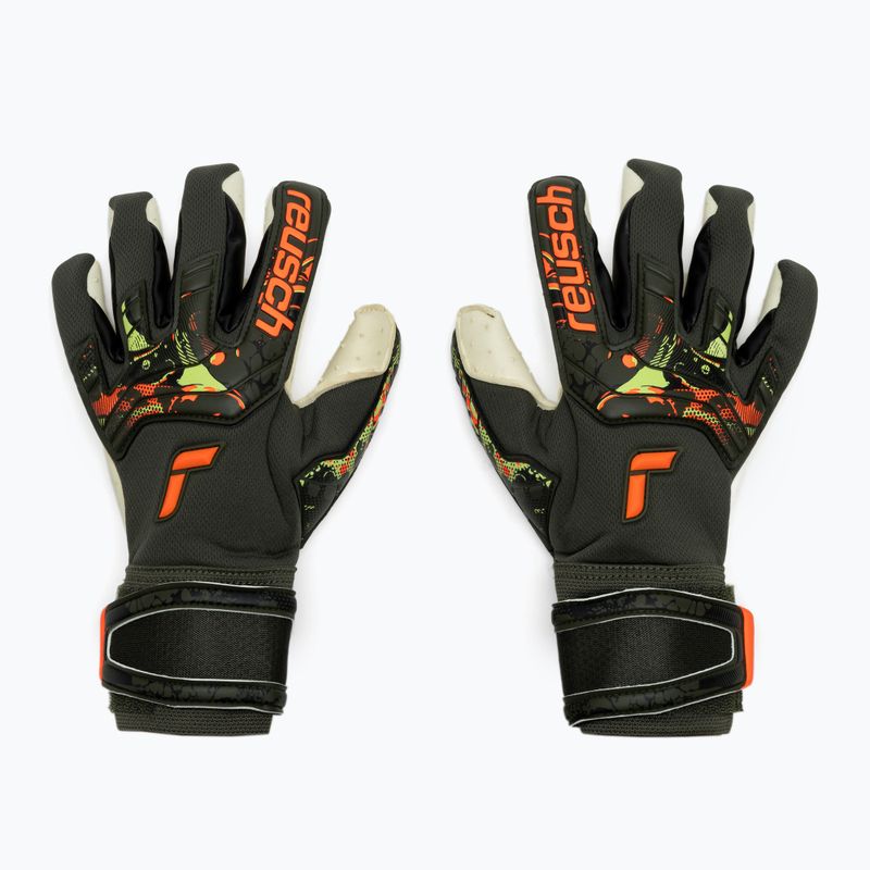Brankářské rukavice Reusch Attrakt Speedbump zelené 5370039-5556
