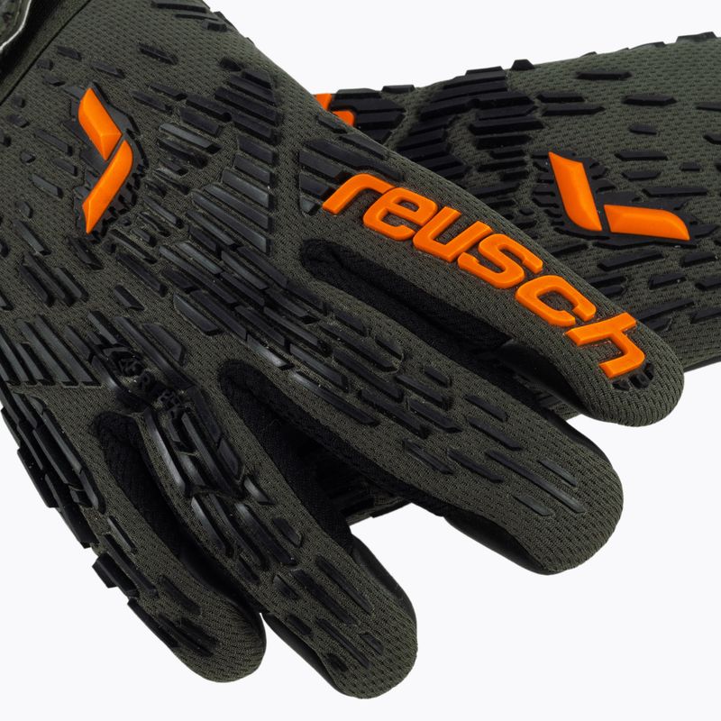 Brankářské rukavice Reusch Attrakt Freegel Silver zeleno-oranžové 3