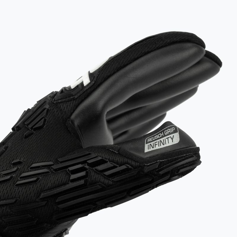 Reusch Attrakt Freegel Infinity brankářské rukavice černé 5370735-7700 3