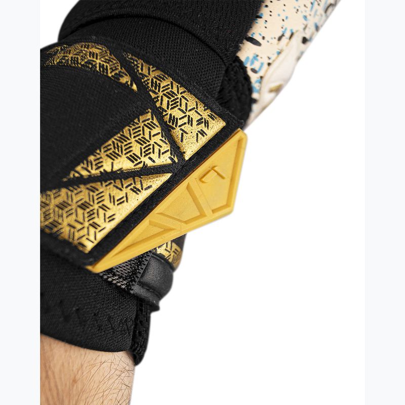 Brankářské rukavice  Reusch Attrakt Freegel Fusion Ortho-Tec black/gold 7