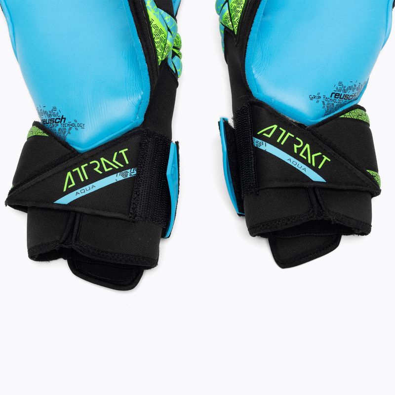 Brankářské rukavice  Reusch Attrakt Aqua Evolution black/fluo lime/aqua 5